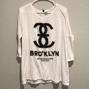 White 3/4 sleeve sweater